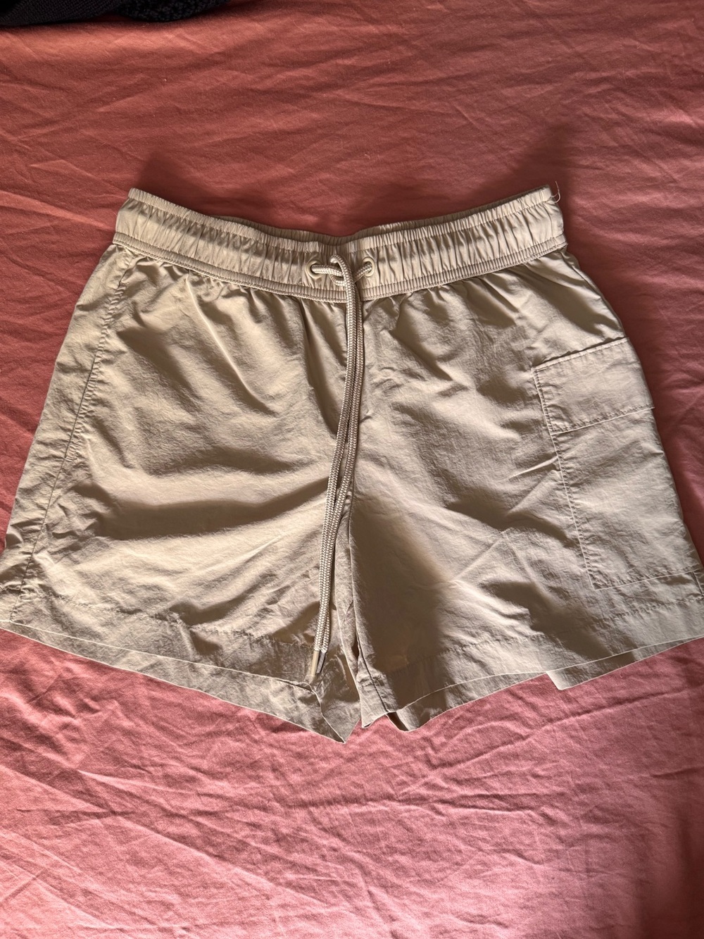 Lou & Grey EUC Light Tan Drawstring Athletic Shorts